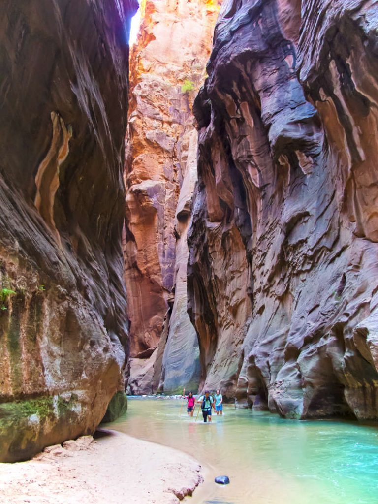 hike the narrows at zion